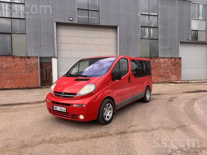 Opel Vivaro 2004 photo 3