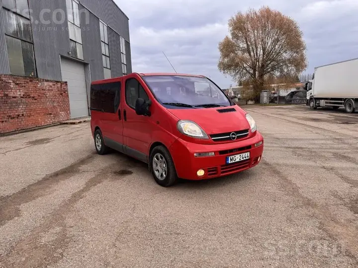 Opel Vivaro 2004 photo 4