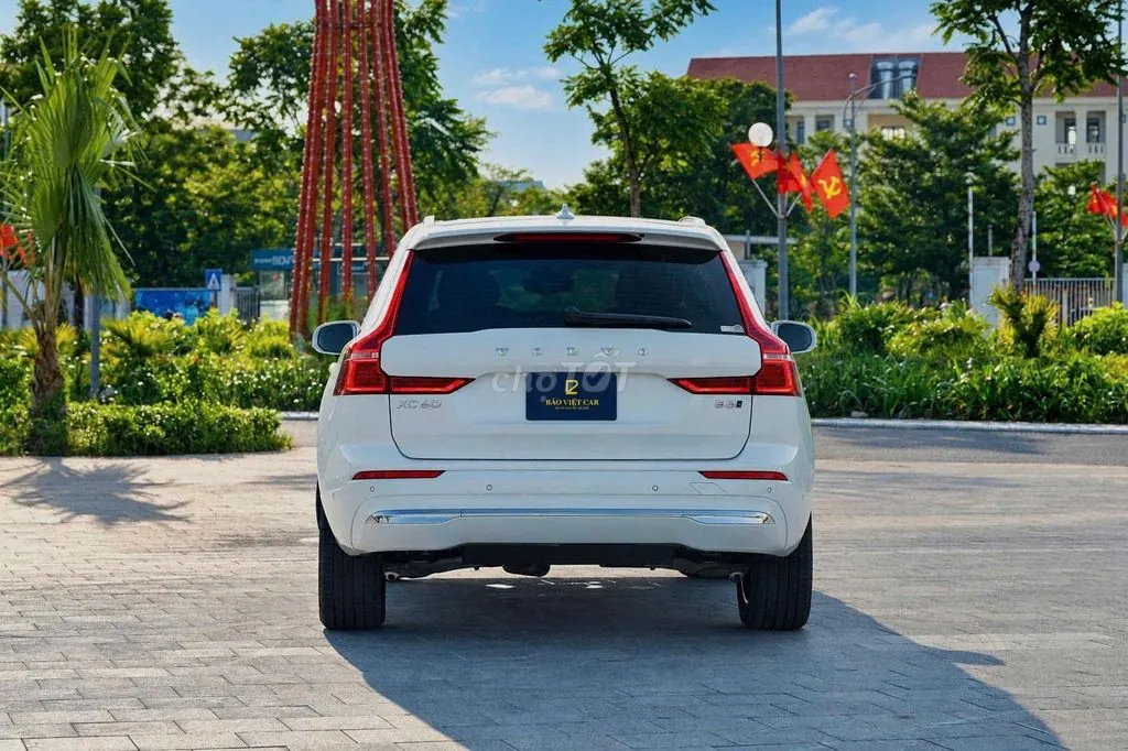 Volvo Xc60 2023 photo 3
