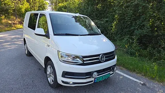 Volkswagen Transporter 2017 photo 2