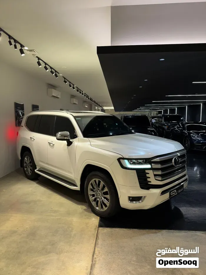 Toyota Land Cruiser 2022 photo 3