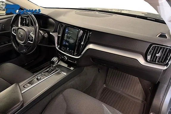 Volvo V60 2019 photo 5