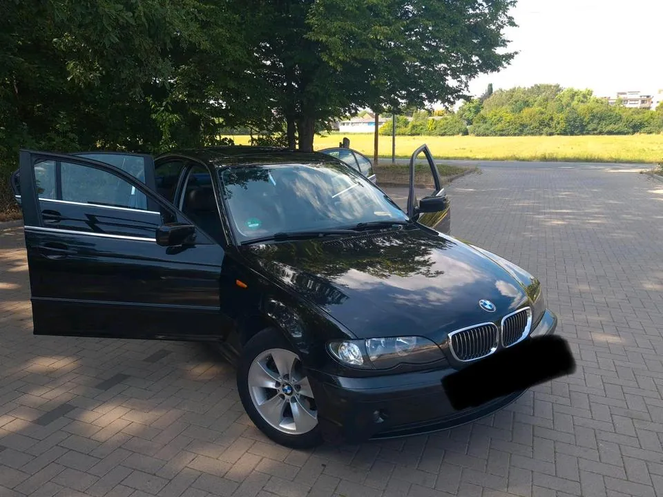 BMW 320I