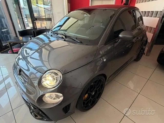 Abarth 695 2023 photo 4