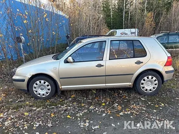 Volkswagen Golf I 2001 photo 2