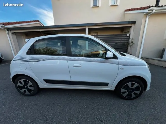 Renault Twingo 2014 photo 2