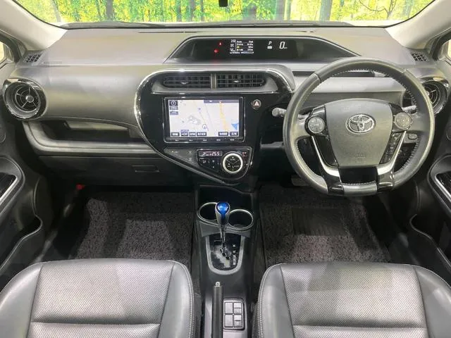 Toyota Aqua 2017 photo 2