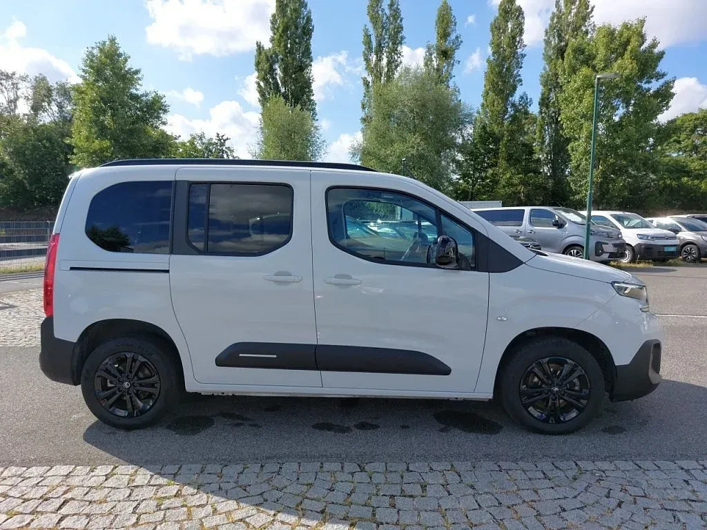 Citroen Berlingo 2024 photo 4