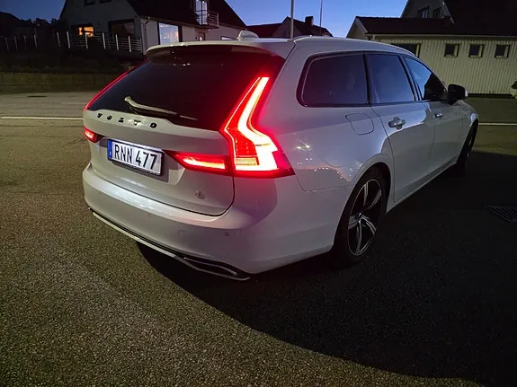 Volvo V90 2018 photo 2
