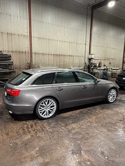 Audi A6 2014 photo 2