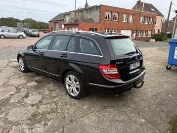Mercedes-Benz C200 2010 photo 3