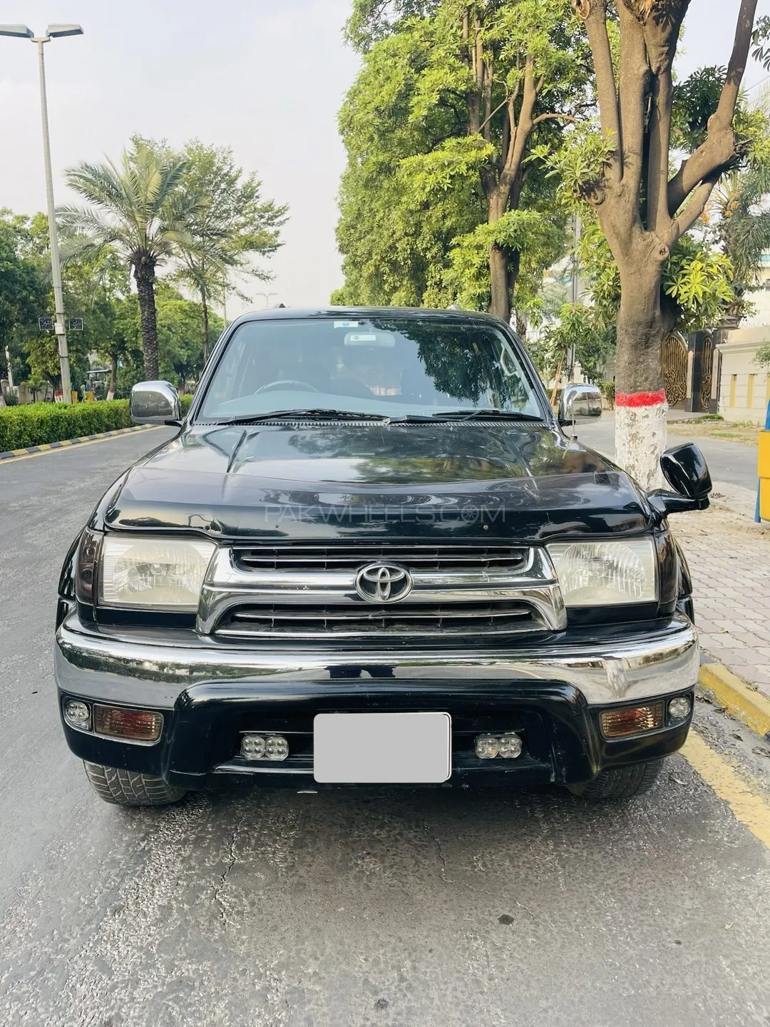Toyota Hilux Surf