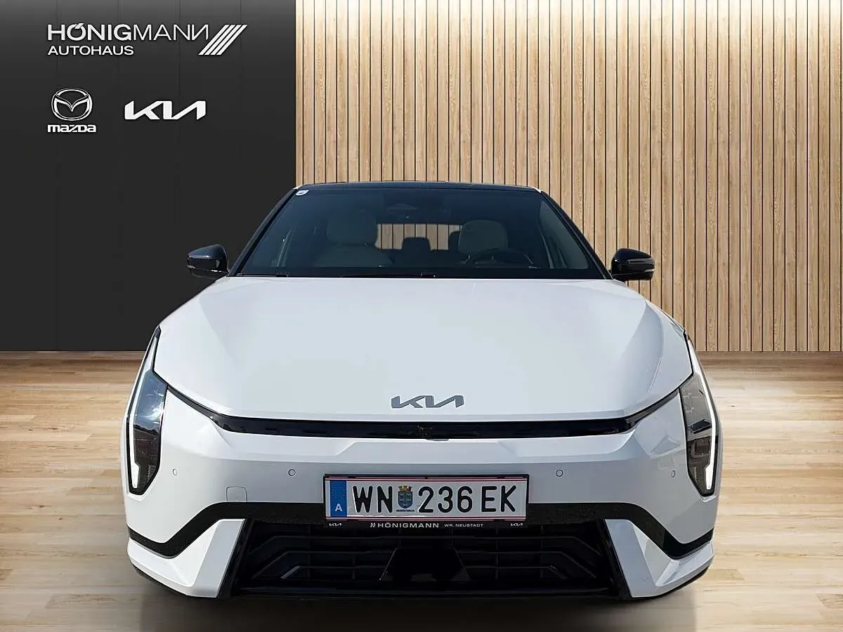 Kia Ev4 2026 photo 2