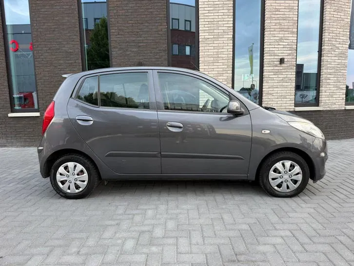 Hyundai I10 2012 photo 3