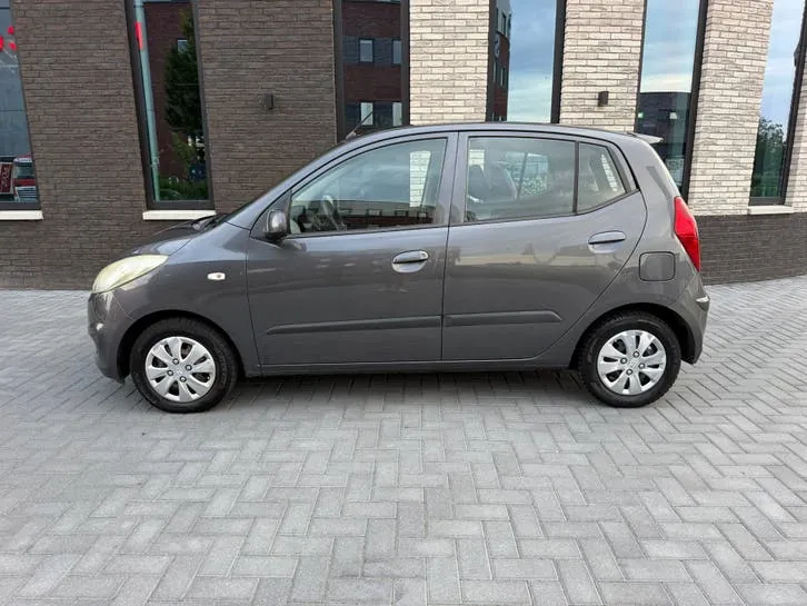 Hyundai I10 2012 photo 2