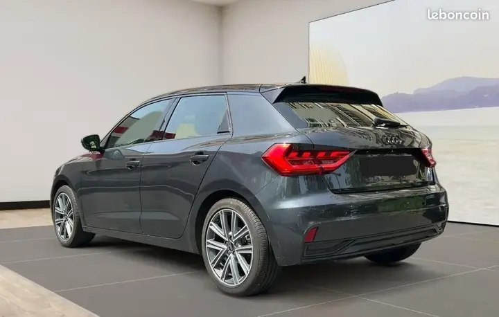 Audi A1 Sportback 2023 photo 2
