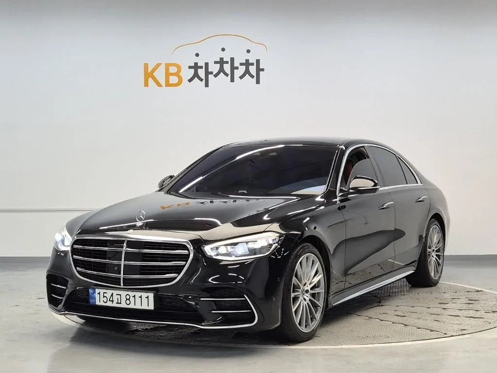 Mercedes-Benz S-Class 2023 photo 4