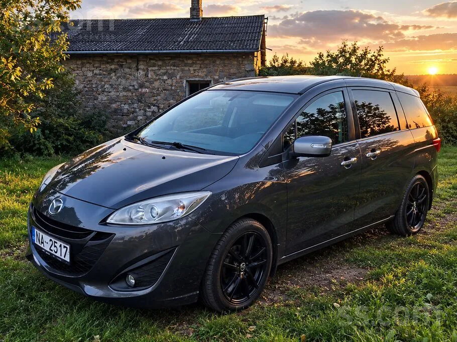 Mazda Mazda5 2014 photo 2