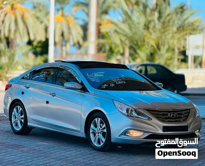Hyundai Sonata 2012 photo 4