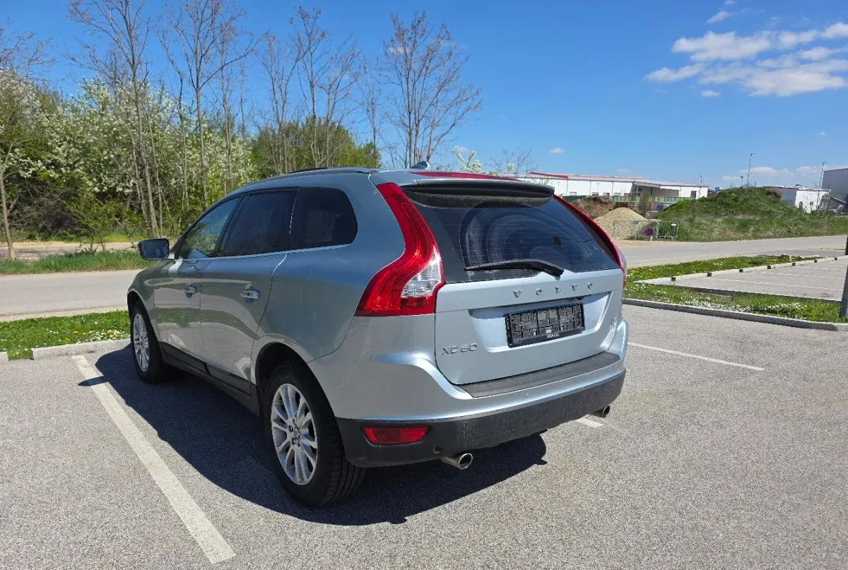 Volvo Xc60 2012 photo 3
