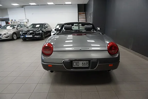 Ford Thunderbird 2003 photo 5