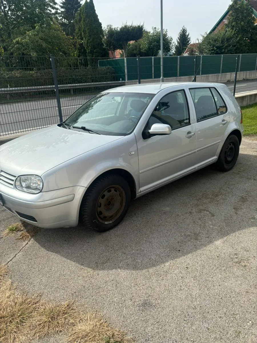 Volkswagen Golf 2000 photo 2