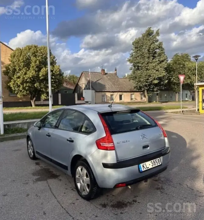 Citroen C4 2008 photo 3