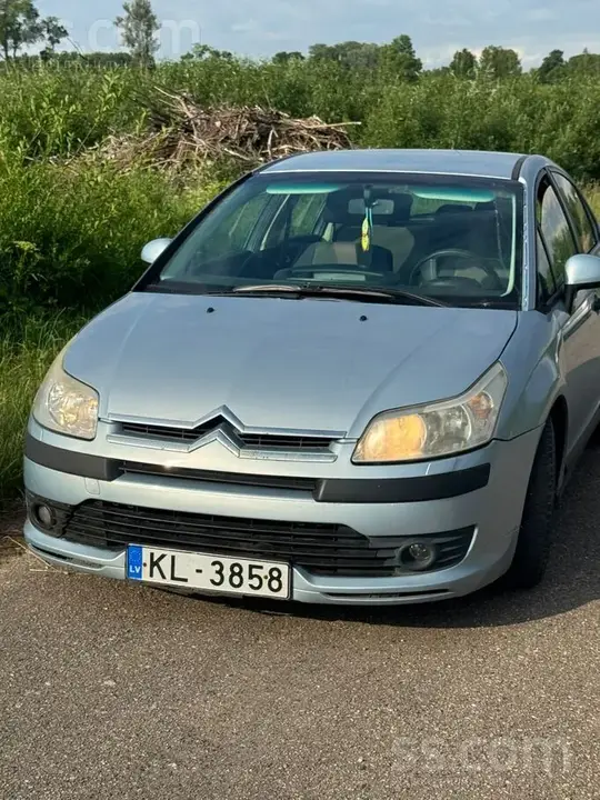 Citroen C4 2008 photo 4
