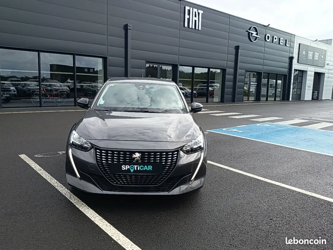 Peugeot 208 2023 photo 4