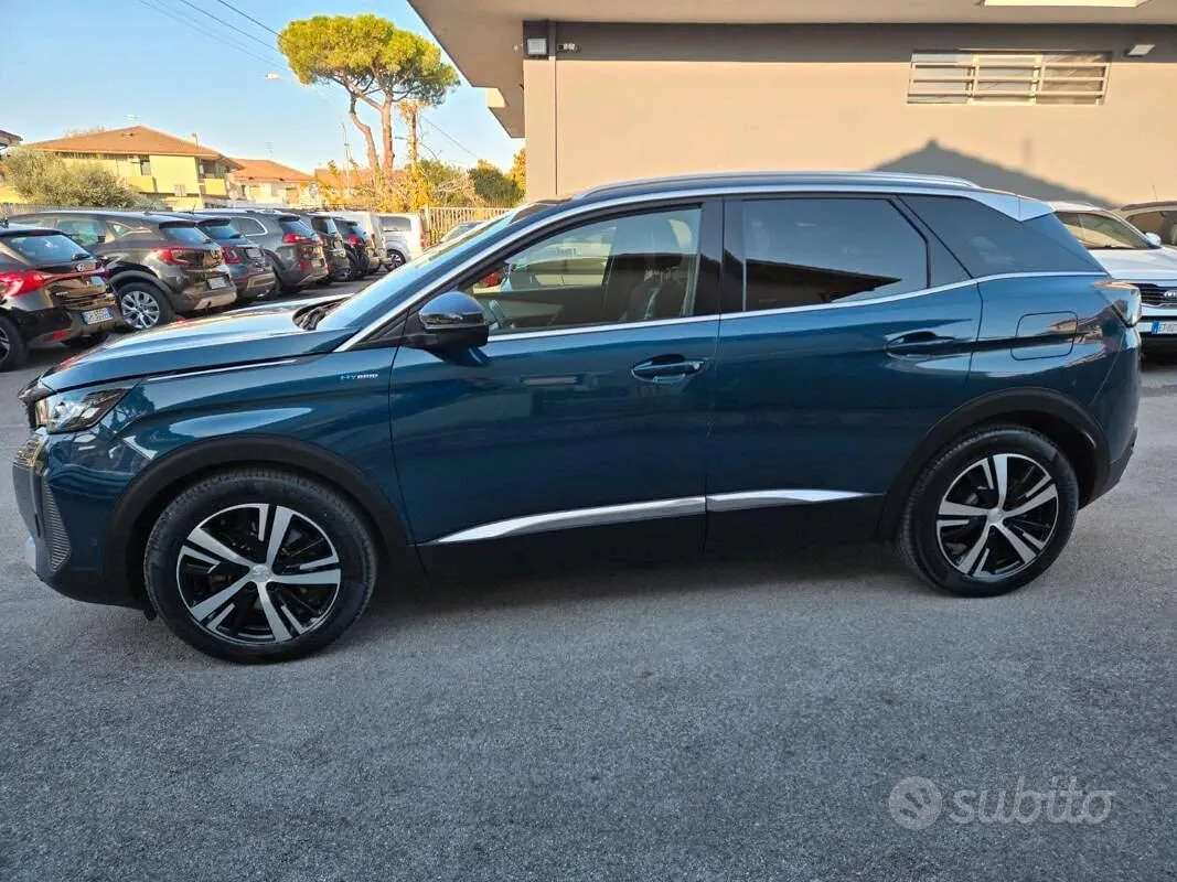 Peugeot 3008 2022 photo 2