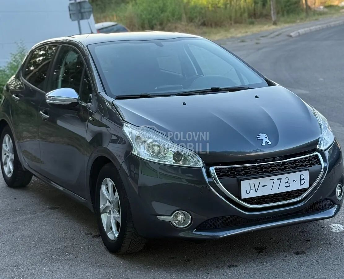 Peugeot 208