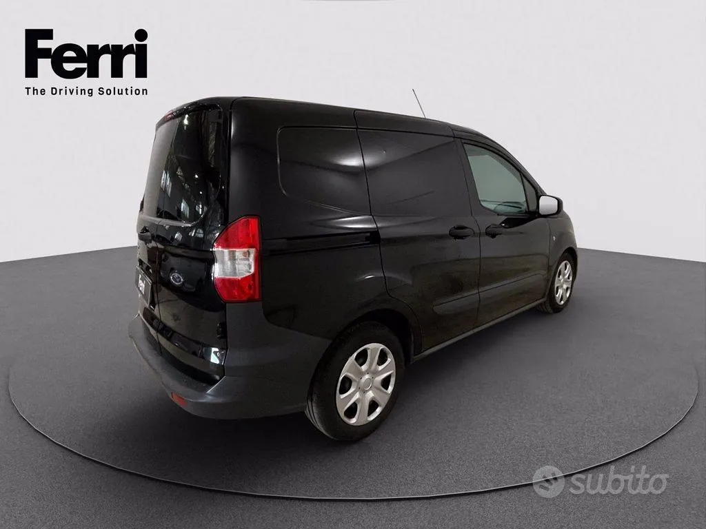 Ford Transit Courier 2022 photo 4