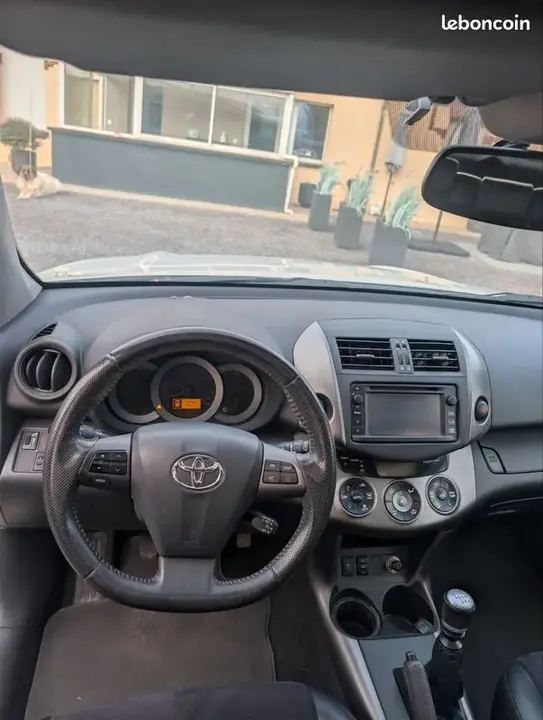 Toyota Rav4 2012 photo 3