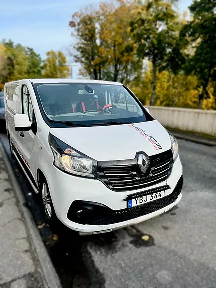 Renault Trafic 2016 photo 2