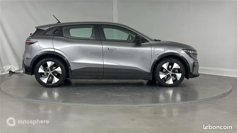 Renault Megane 2023 photo 4