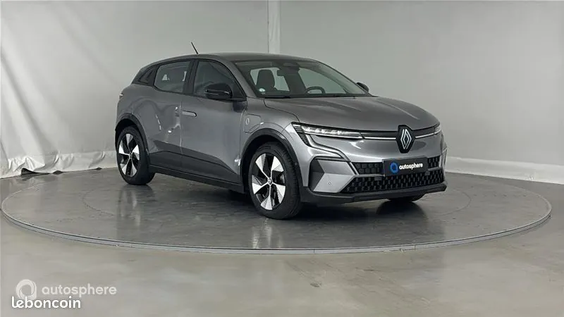 Renault Megane 2023 photo 3