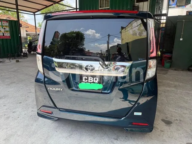 Toyota Roomy 2024 photo 2