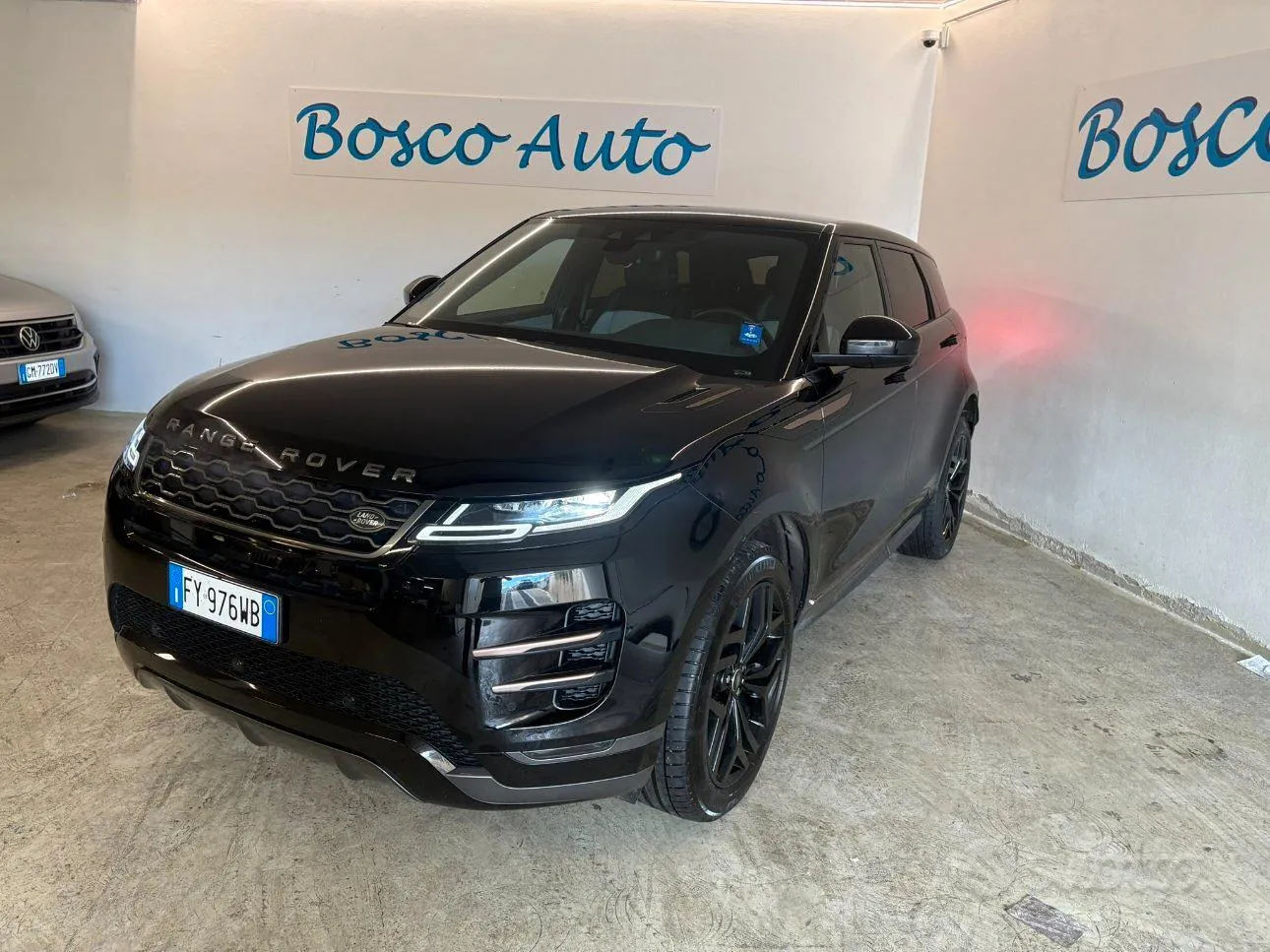 Land Rover Range Rover Evoque 2020 photo 3