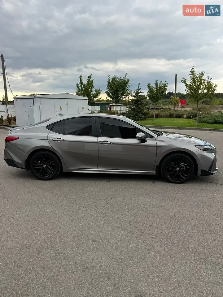 Toyota Camry 2024 photo 4