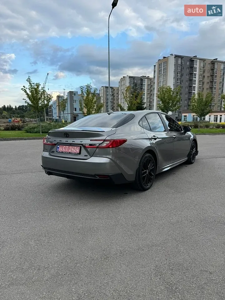 Toyota Camry 2024 photo 5