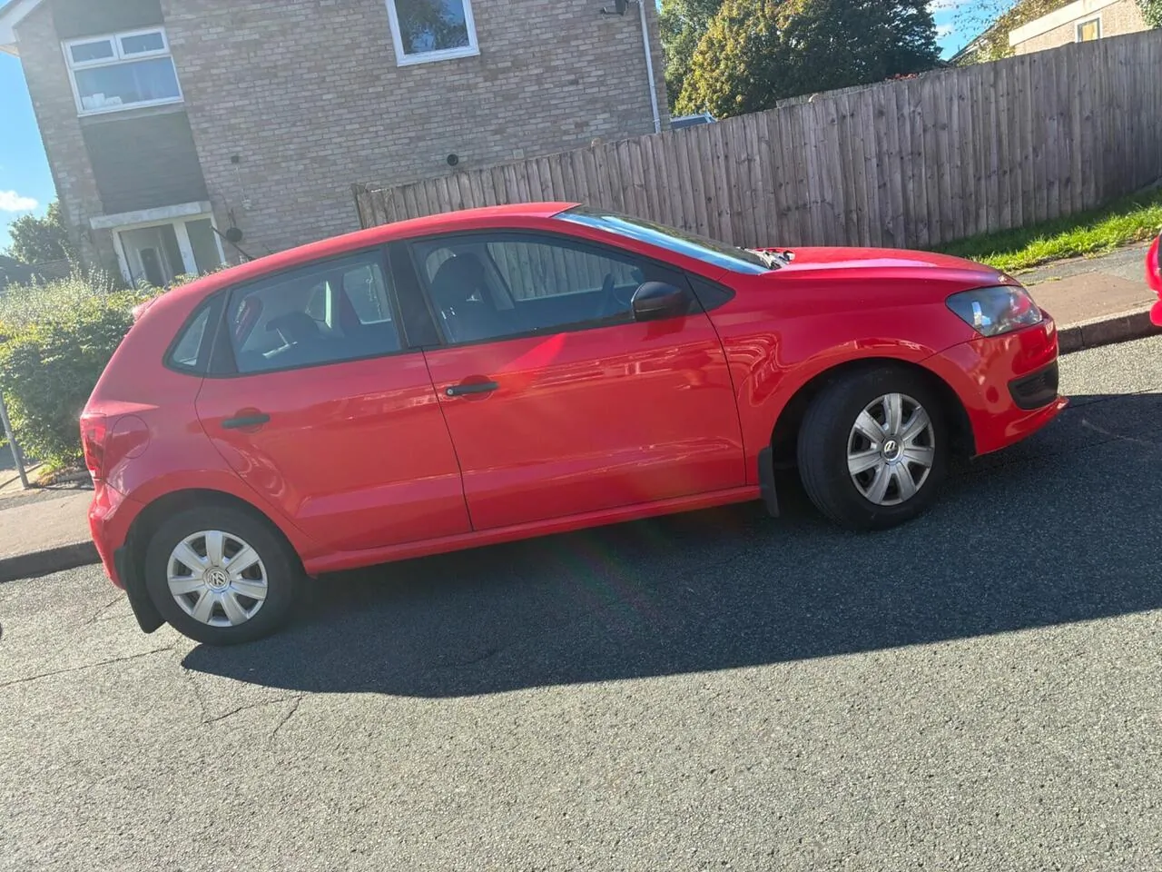 Volkswagen Polo 2011 photo 4
