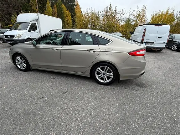 Ford Mondeo 2015 photo 3