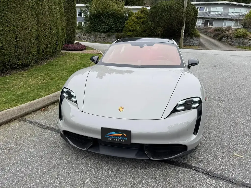 Porsche Taycan 2021 photo 2