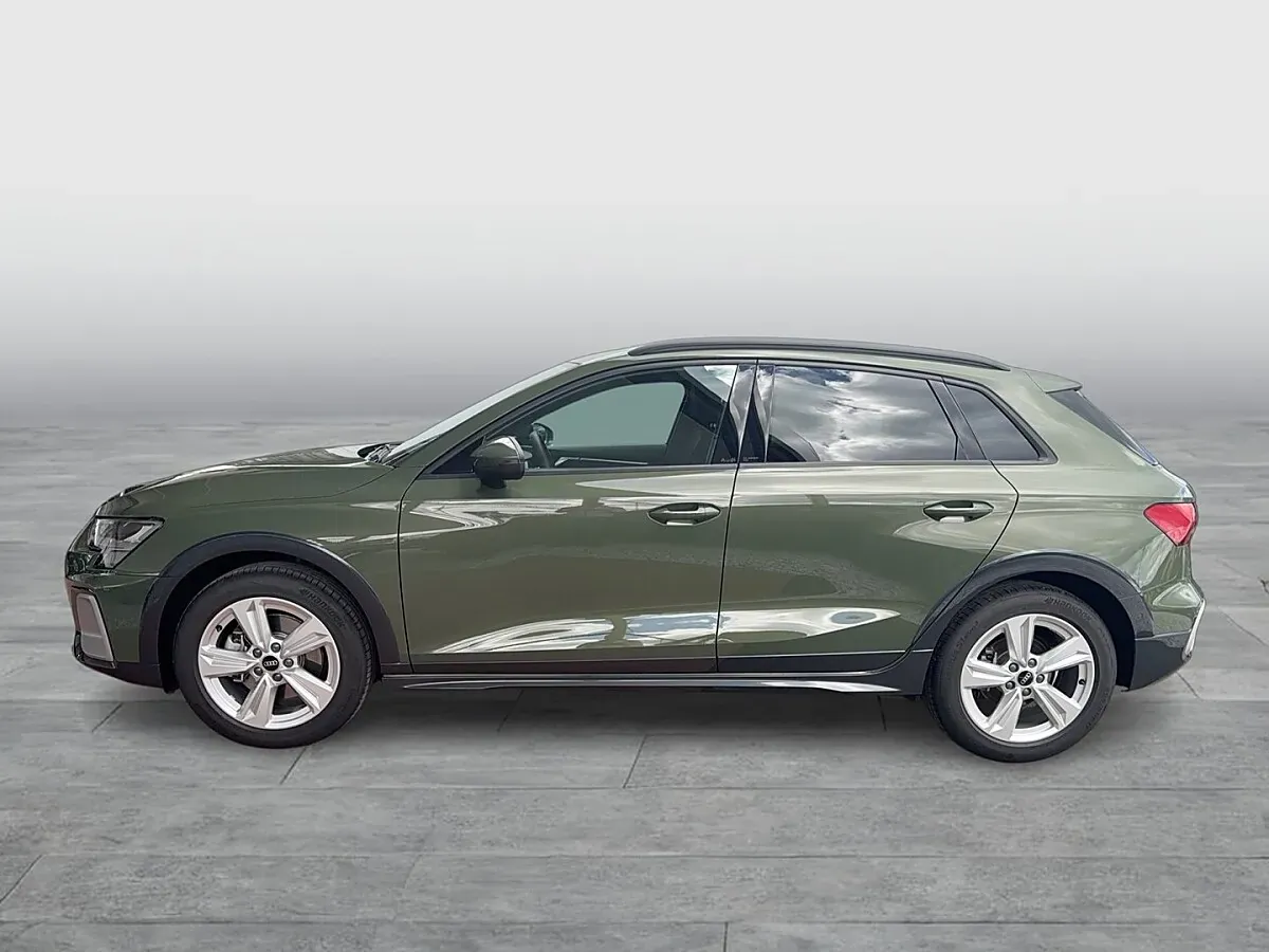 Audi A3 2025 photo 2