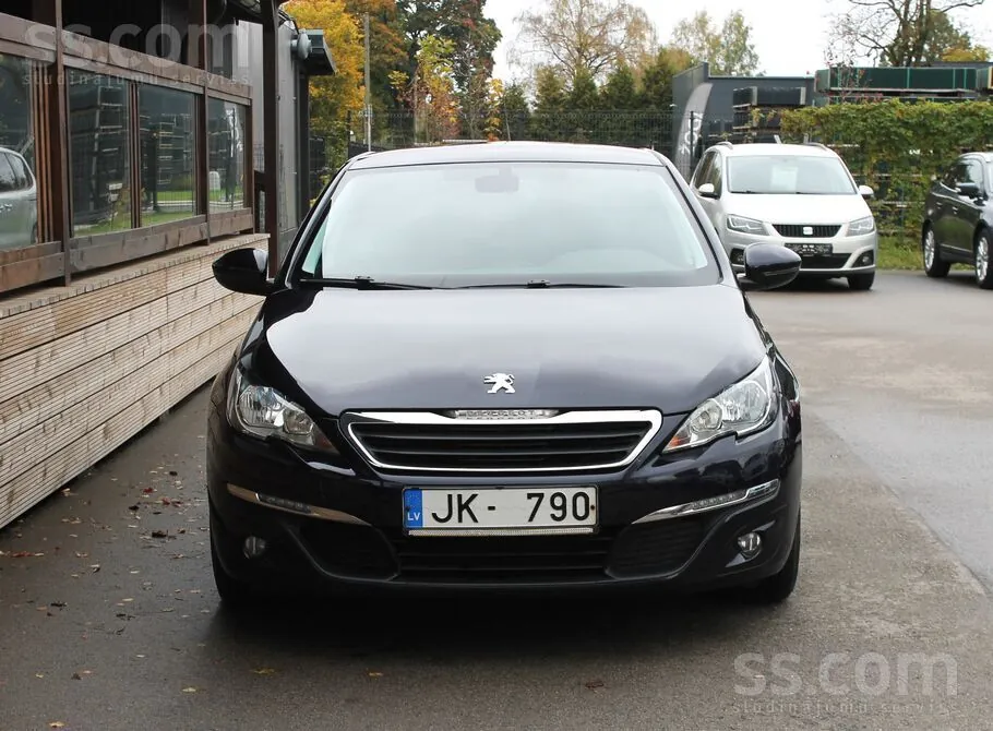 Peugeot 308 2015 photo 2