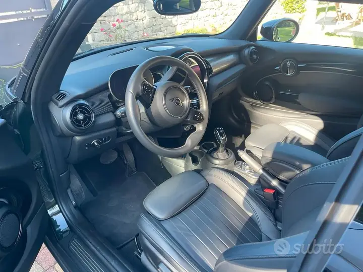 Mini Cooper S 2023 photo 4