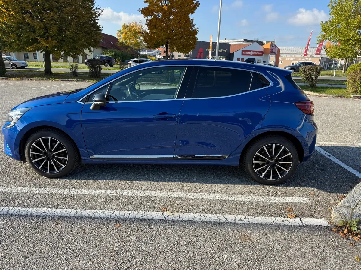 Renault Clio 2022 photo 2