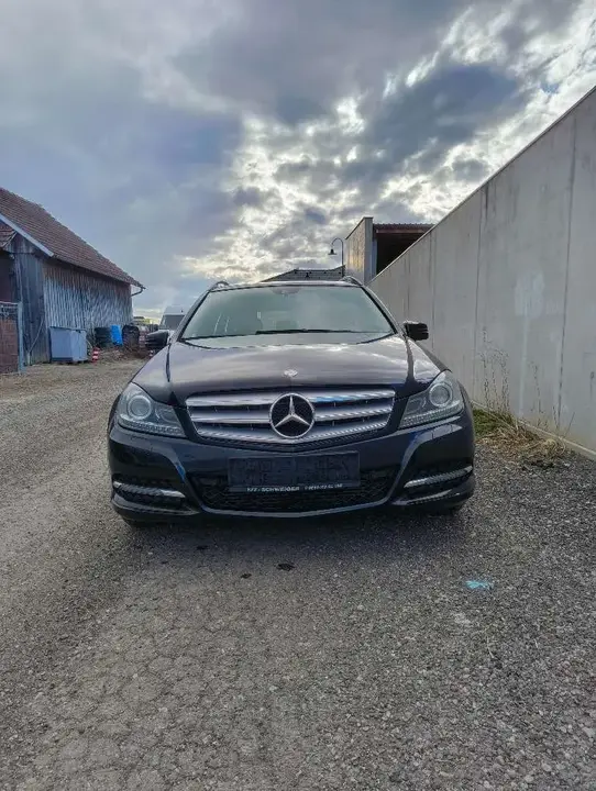 Mercedes-Benz C-Class 2013 photo 3