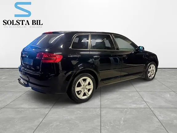Audi A3 2011 photo 3