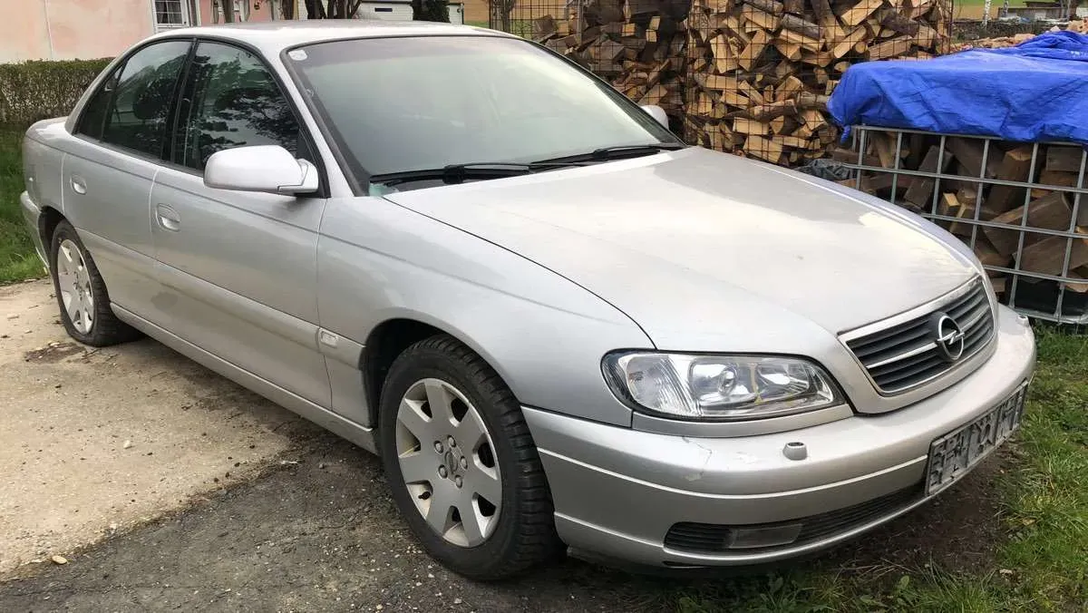 Opel Omega